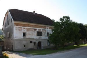 Tavčar